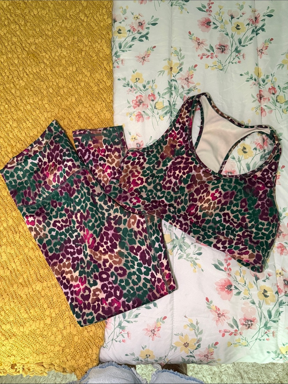 GAP Leopard-Print leggings and Racerback Sports Bra in Green, Pink & Tan set